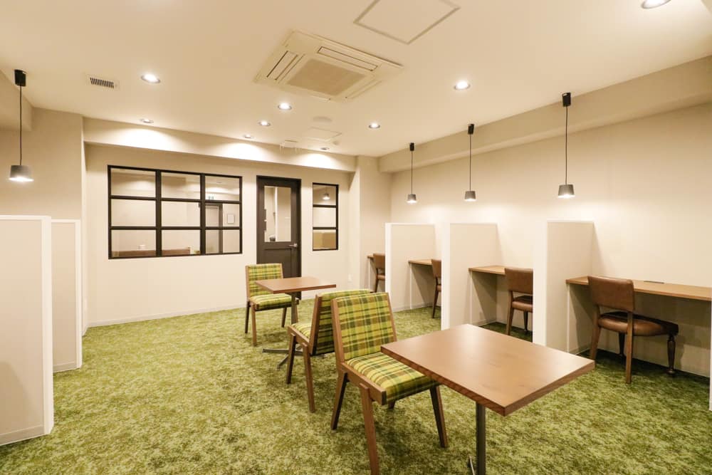 THE HUB SOLO 秋葉原
