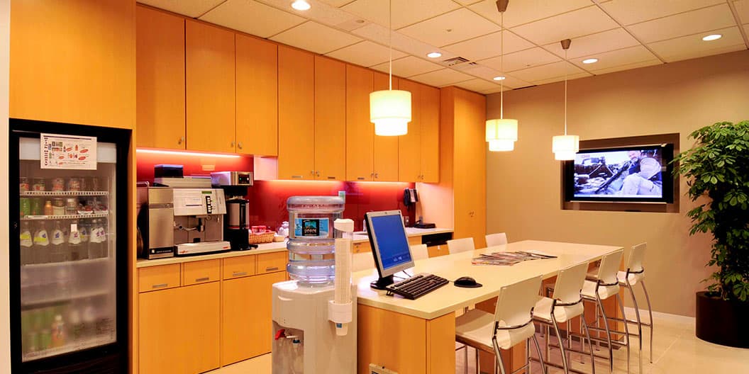 錦糸町のレンタルオフィス「リージャス錦糸町アルカセントラル」のコワーキングスペース（シェアオフィス）