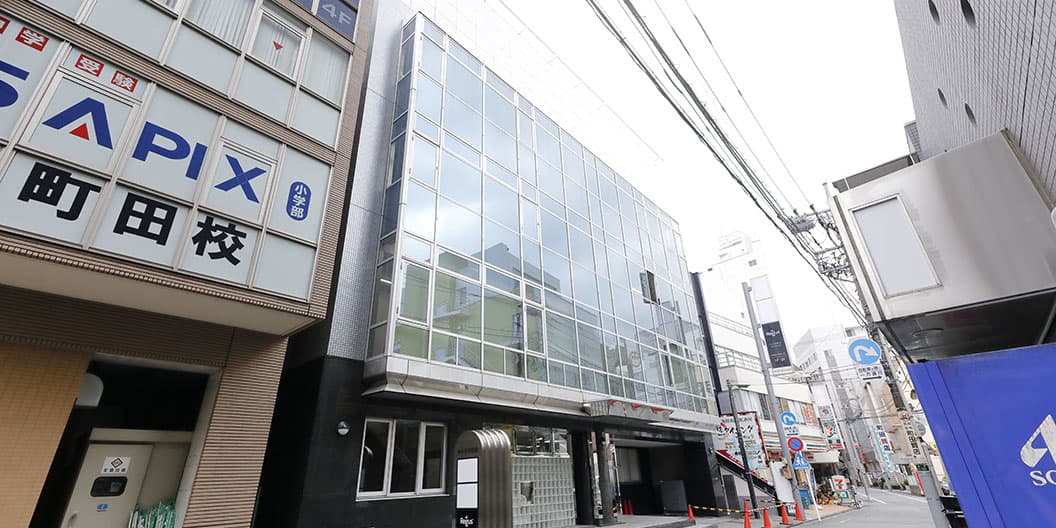 町田のレンタルオフィス「リージャス町田駅前」の外観