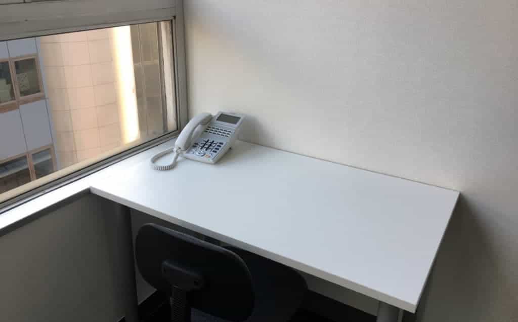 中央区のレンタルオフィス「ワーカーズ倶楽部 八丁堀」のレンタルオフィス（1人用個室）