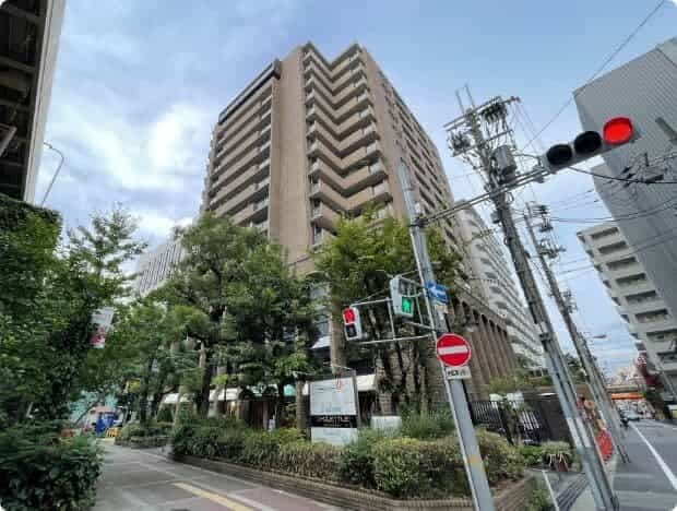 梅田のレンタルオフィス「billage OSAKA 朝日プラザ梅田」の外観