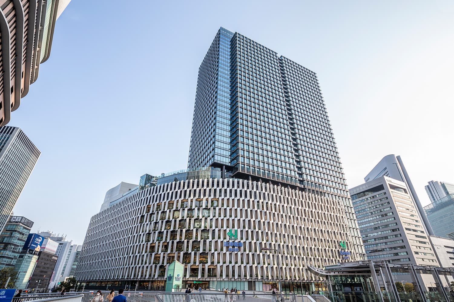 梅田のレンタルオフィス「Signature大阪梅田ツインタワーズ・サウス」の外観