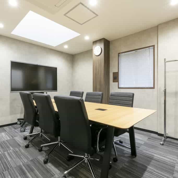 BIZcomfort仙台クリスロードの会議室