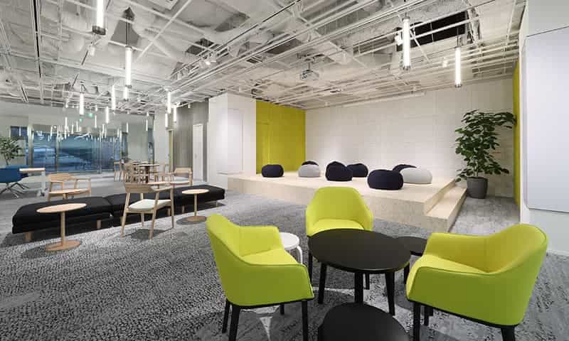 Plug and Play Shibuya powered by 東急不動産のシェアワークプレイス（コワーキングスペース）営業時間内利用可能