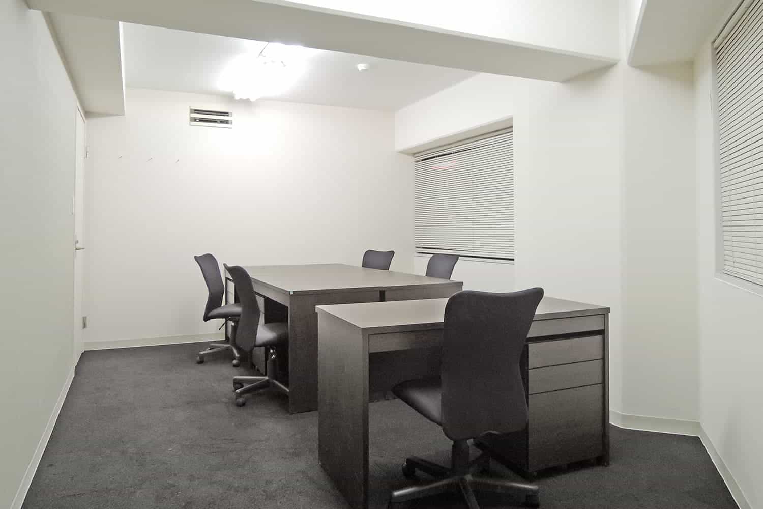 品川ビジネスセンターの個室オフィス（5名用）